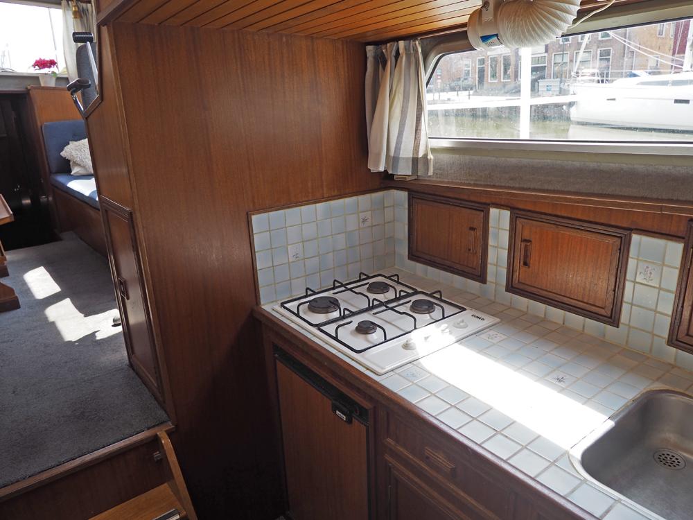 Fore ship, Accommodation